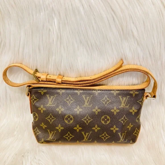 Louis Vuitton Monogram Logo Trotteur Shoulder Bag Crossbody - Picture 2 of 11